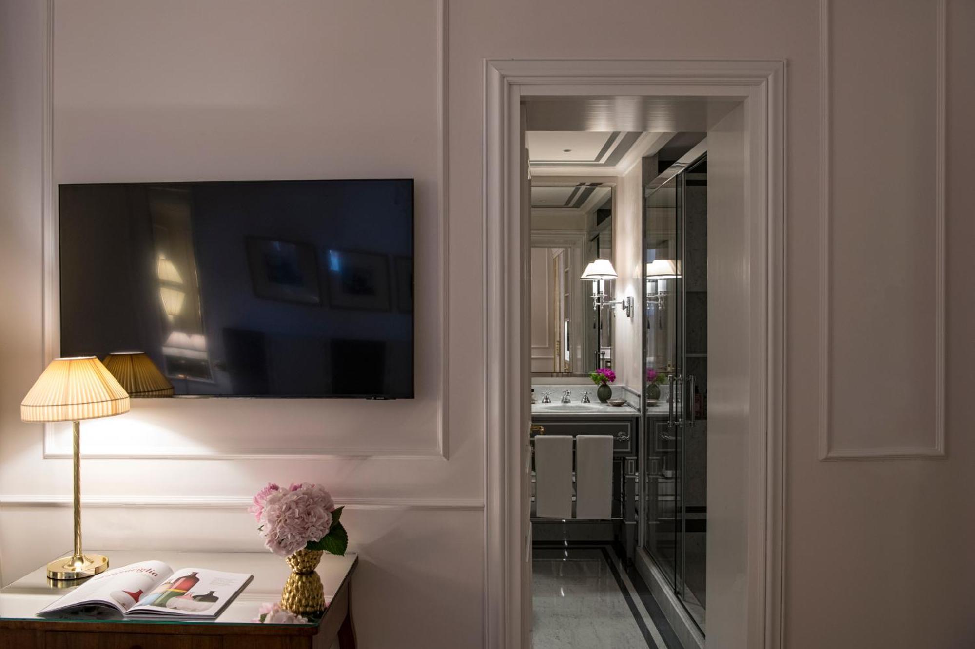 Hotel D'Inghilterra Roma - Starhotels Collezione Номер фото